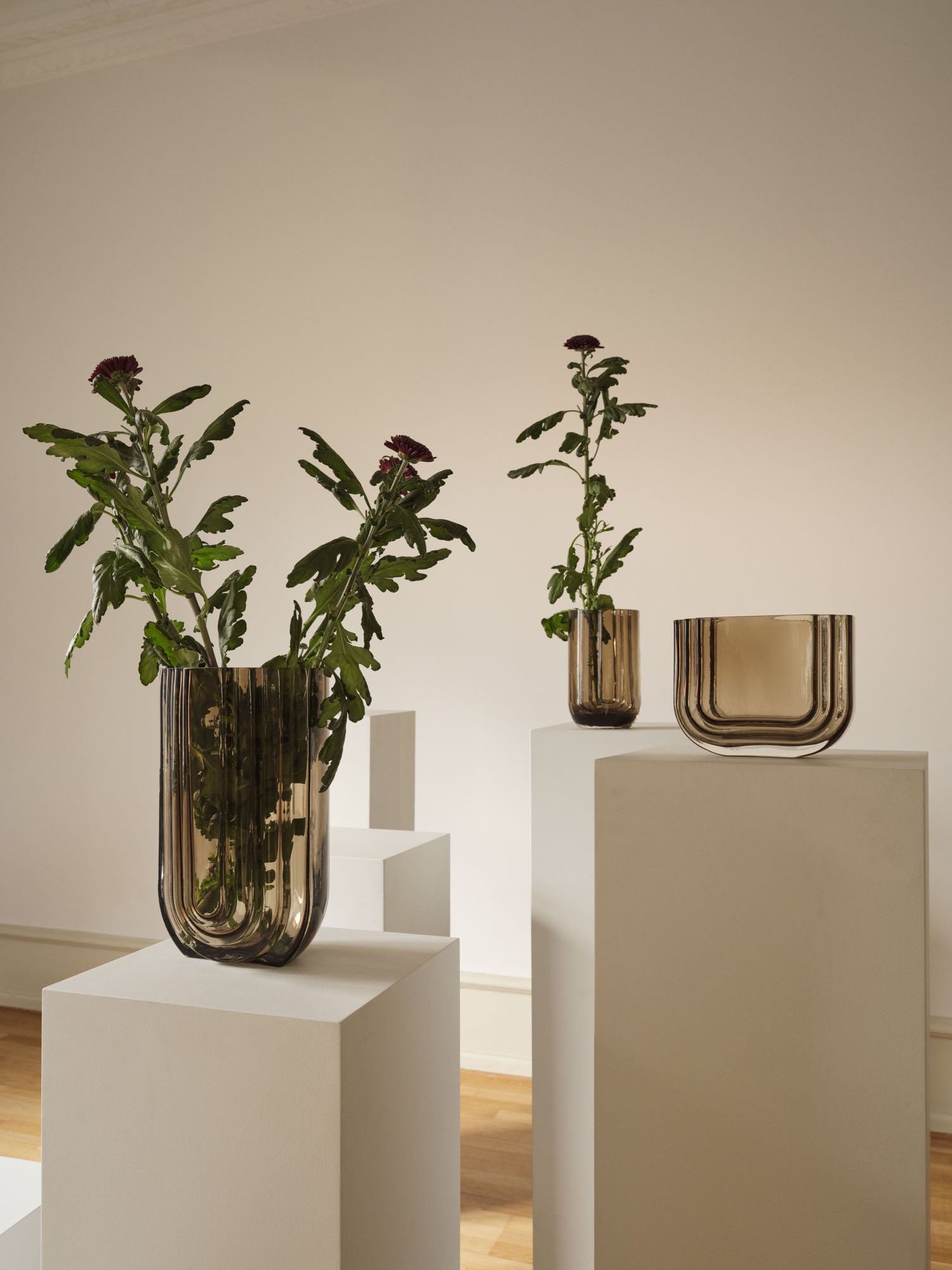 VIMA Vase Oval Rauchglas