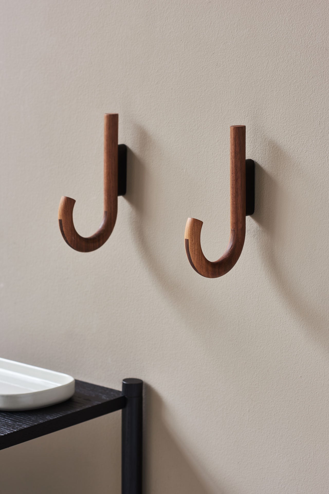 HOOK Haken Walnuss Schwarz