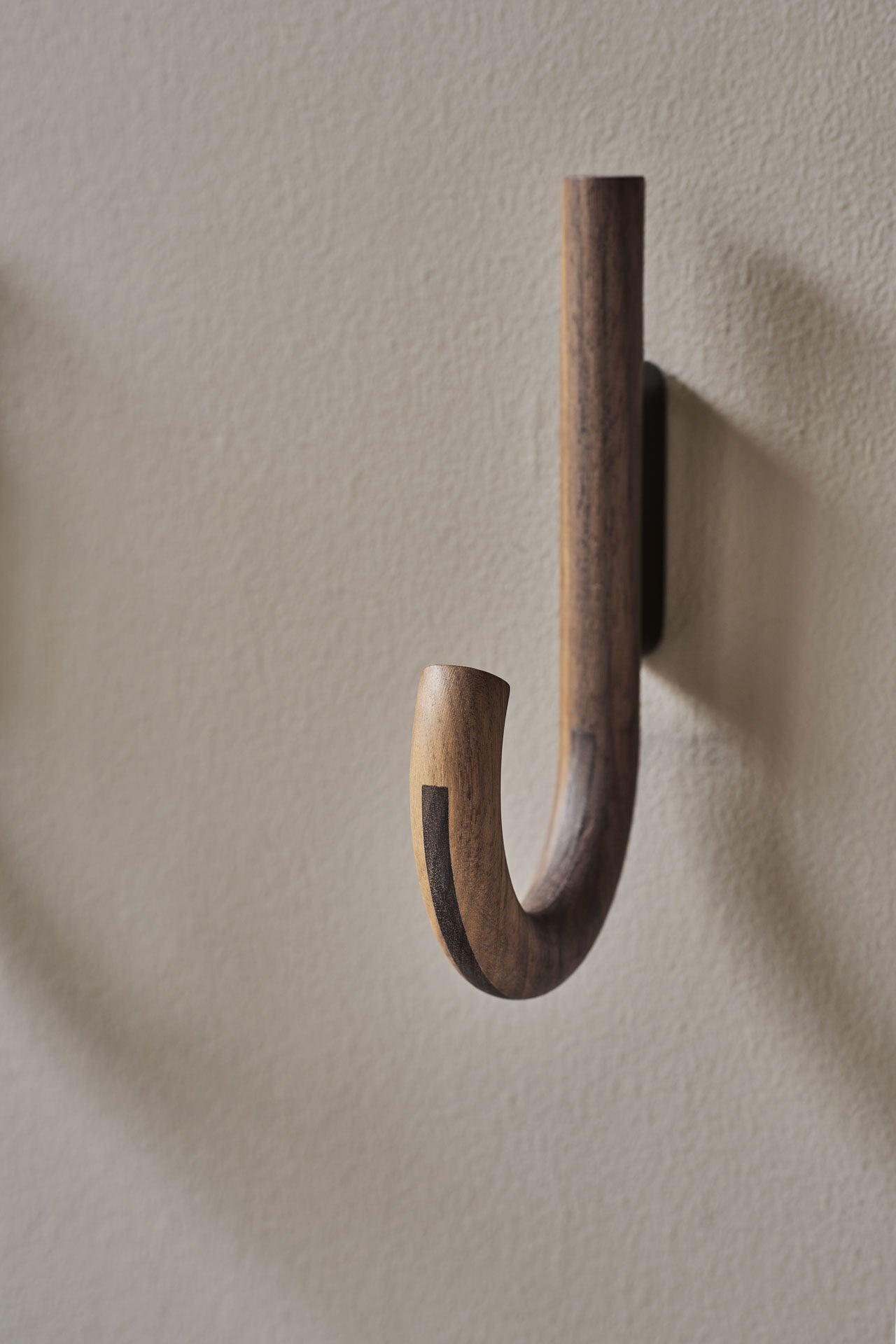 HOOK Haken Walnuss Schwarz