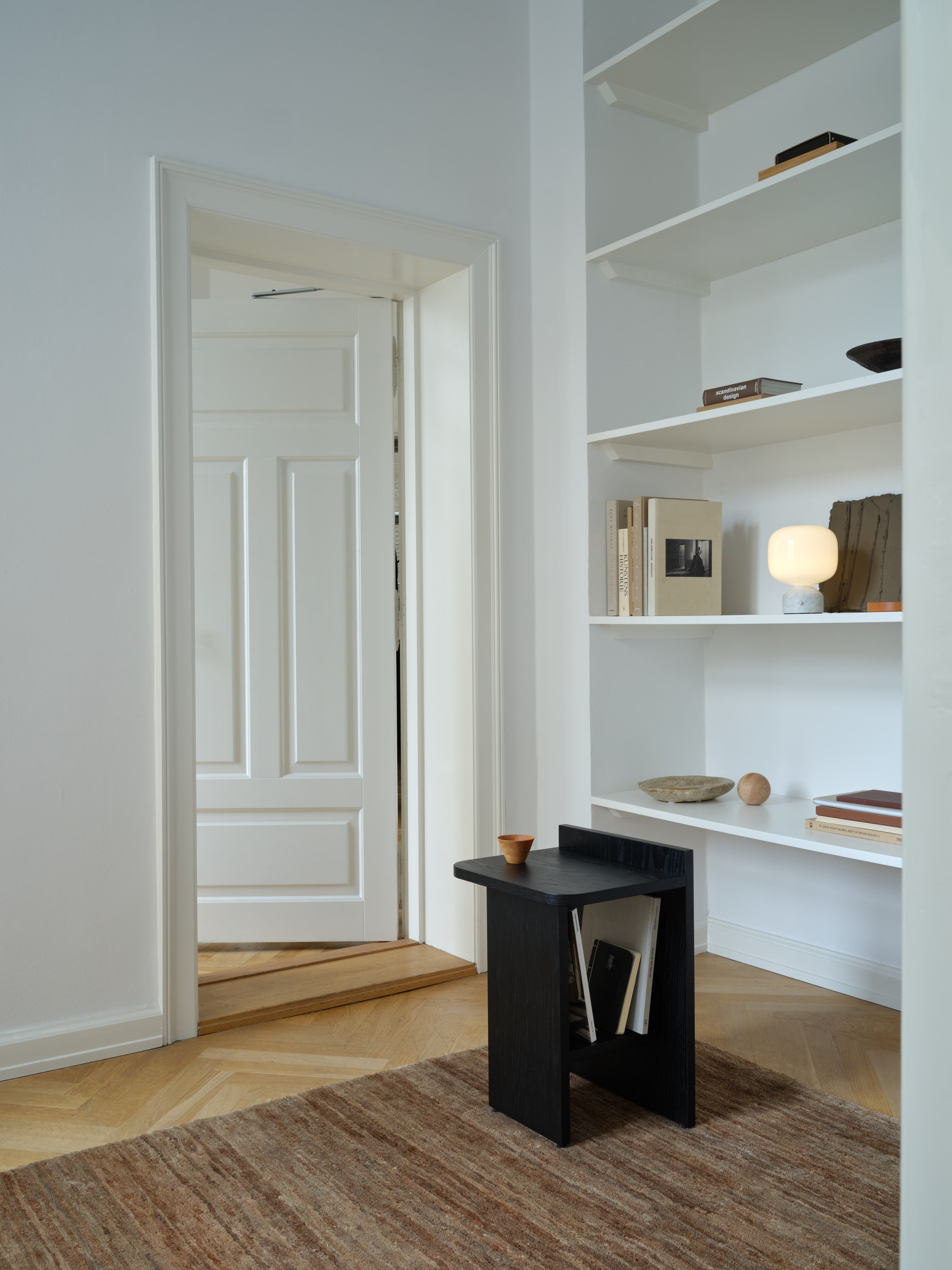 ISMO Sideboard Schwarz-Esche