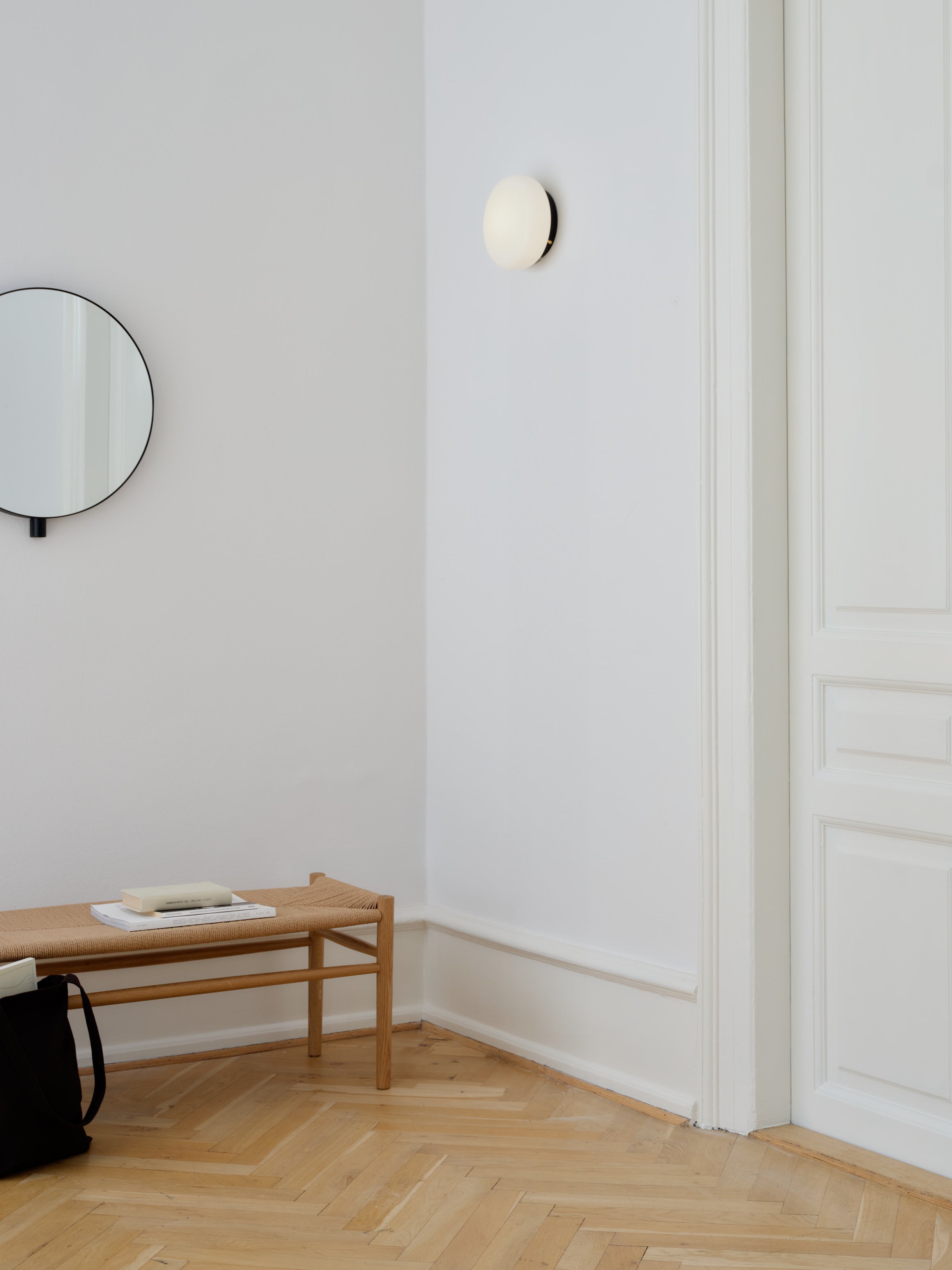 OPA Wand- und Deckenlampe