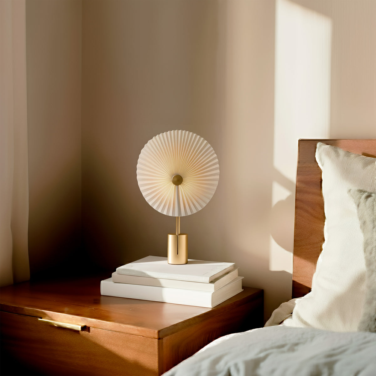 LIRIS Tragbare Lampe Messing